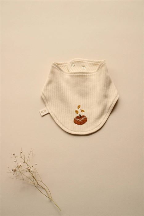 Balkabağı Nakışlı Fular Önlük