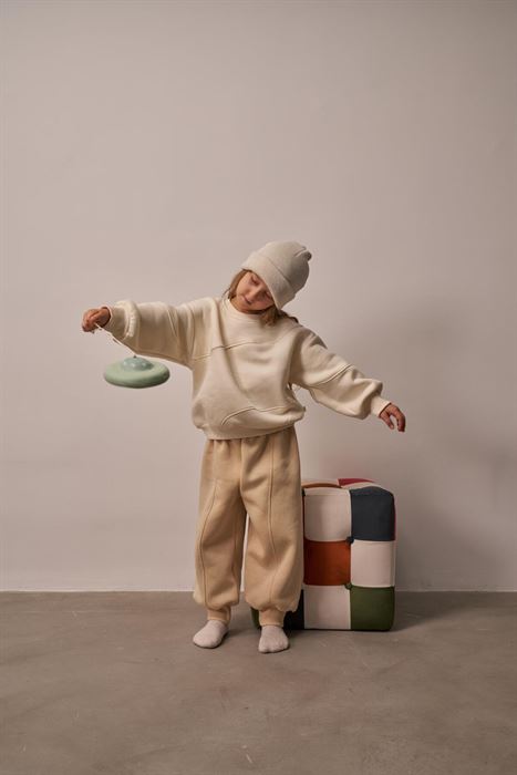 Bej Dikiş Detaylı Eşofman Takım