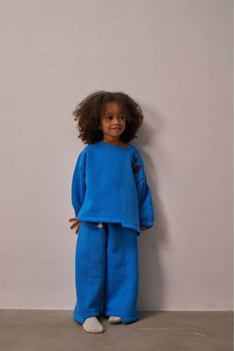 Mavi Omuz Nakışlı Asimetrik Detaylı Alt Üst Takım