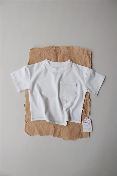 Yeşil Dikiş Detaylı Asimetrik T-shirt