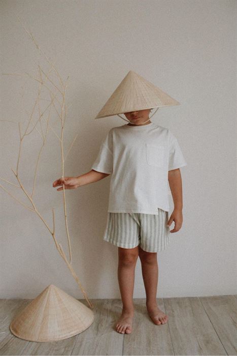 Yeşil Kontrast Dikişli Asimetrik Şortlu Takım