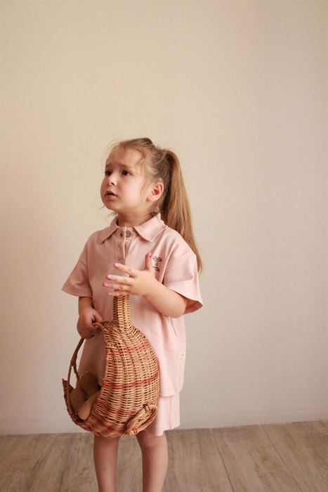 Yaprak Nakışlı Polo Yaka Şortlu Takım