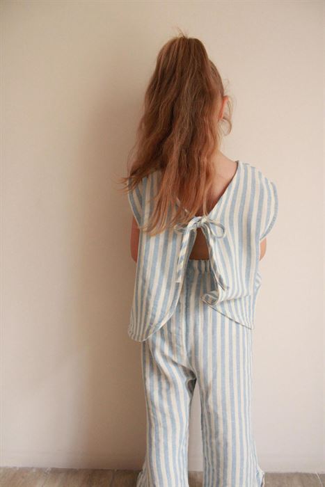 Mavi Çizgili Sırt Detaylı Müslin Takım