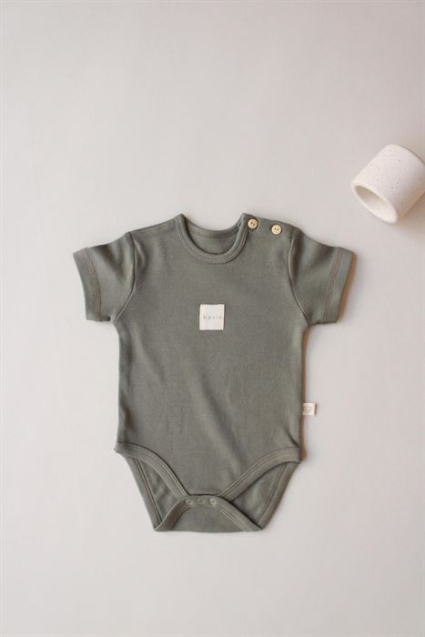 Haki Basic Etiketli Kısa Kollu Body Zıbın