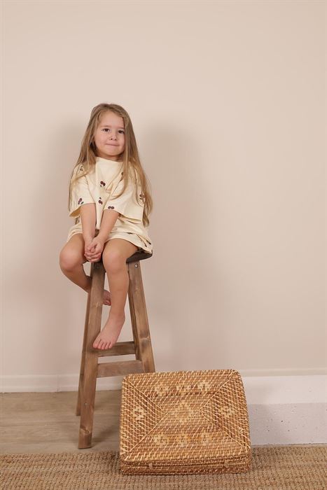 Kiraz Baskılı Şortlu Takım