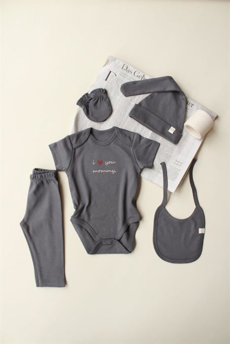 Mom Nakışlı 5li Kısa Kollu Yenidoğan Set