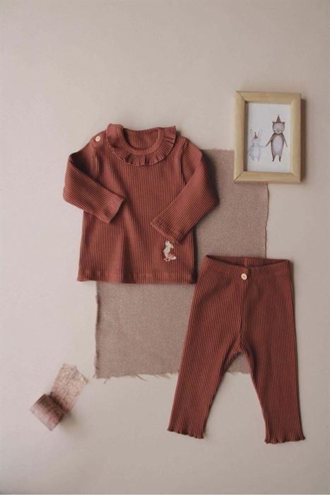 Çikolata Tavşan Nakışlı Fırfırlı Kız Takım