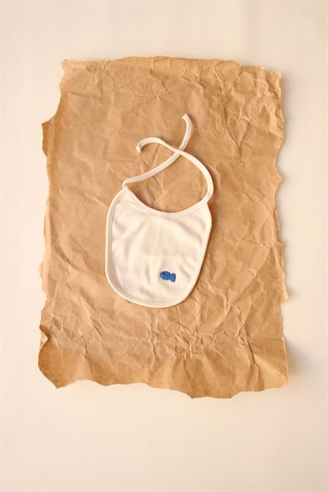 Balık Nakışlı Biyeli Bebek Önlüğü 0-3 Ay