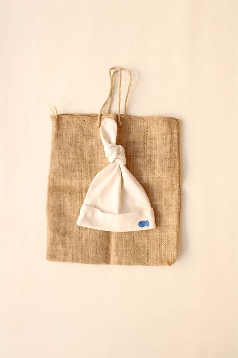 Balık Nakışlı Yenidoğan Şapka