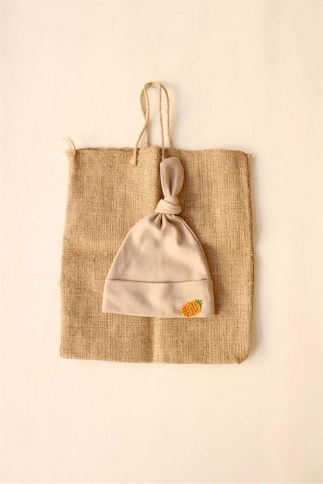 Ananas Nakışlı Yenidoğan Şapka