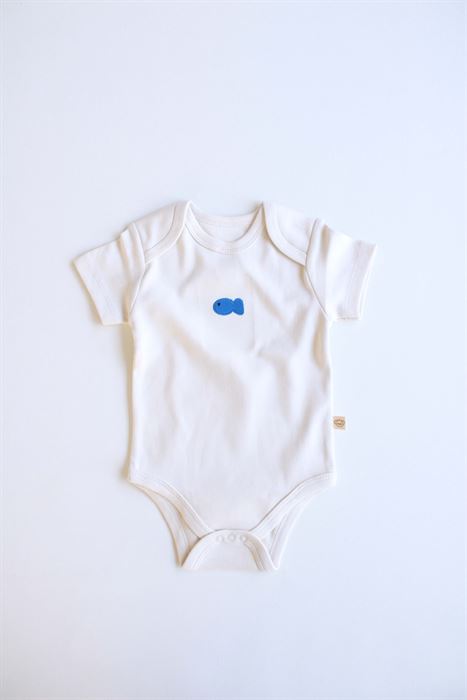 Balık Nakışlı Kısa Kollu Body