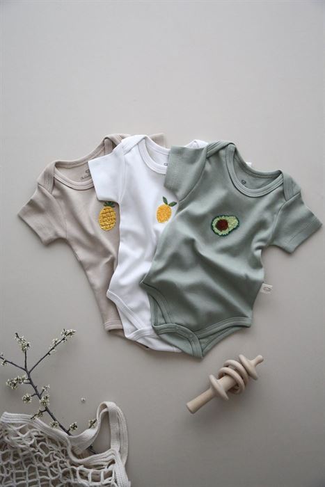 3lü Nakışlı Çıtçıtlı Kısa Kollu Body Zıbın Model 3