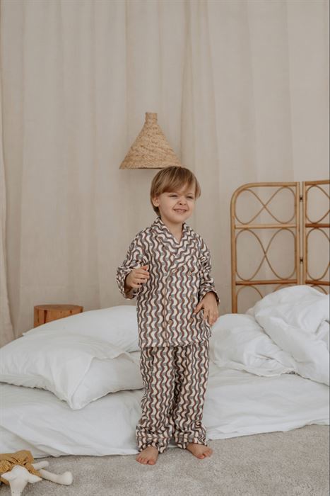 Dalga Desenli Yaka Detaylı Çocuk Pijama Takımı