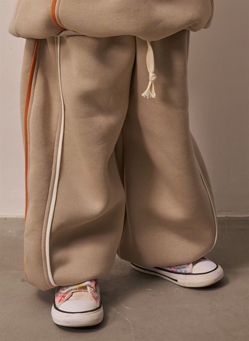 Bej Biye Detaylı Eşofman Altı