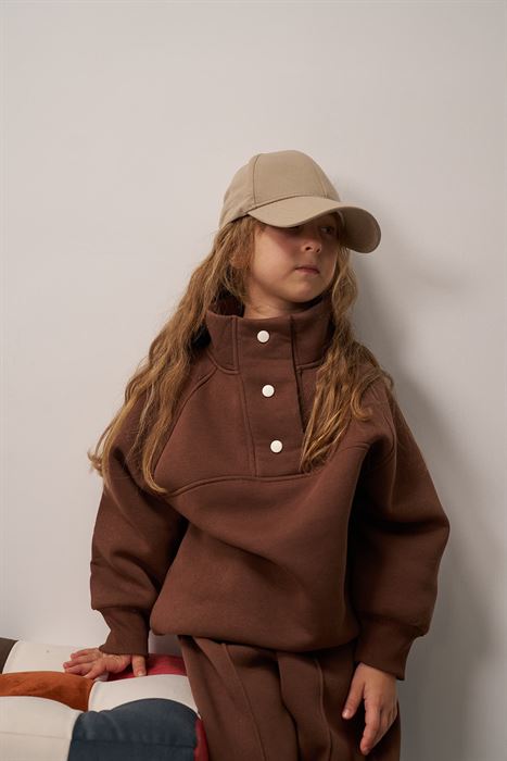 Kahve Dik Yaka Çıt Çıtlı Çocuk Sweatshirt