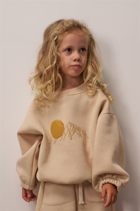 Bej TinyPeak Dağ Nakışlı Sweatshirt