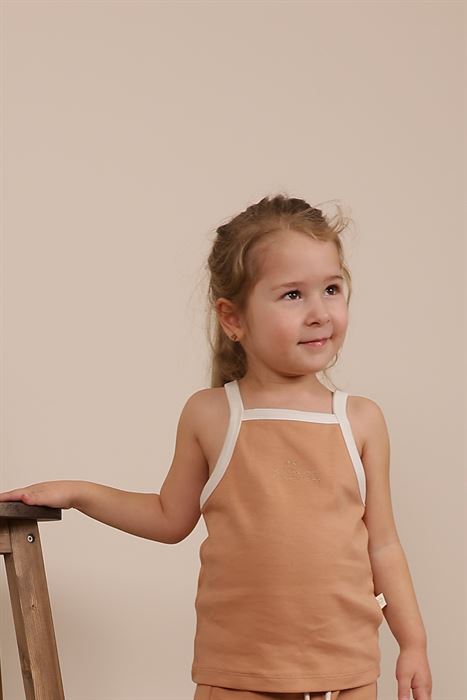 Sütlü Kahve Askılı Nakışlı Kız Çocuk Üst